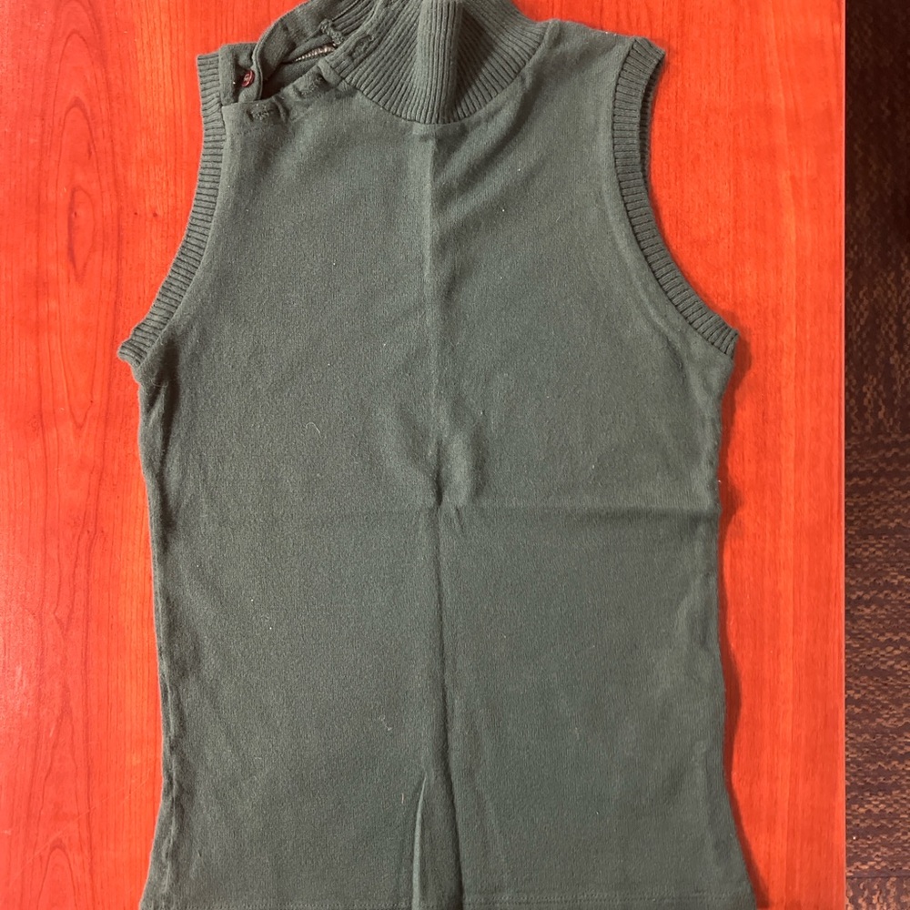 Zara Sleeveless Green Turtleneck Top